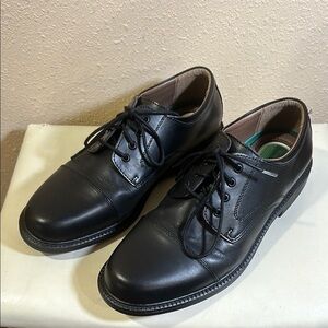 Thom McAn dress shoes size 10W